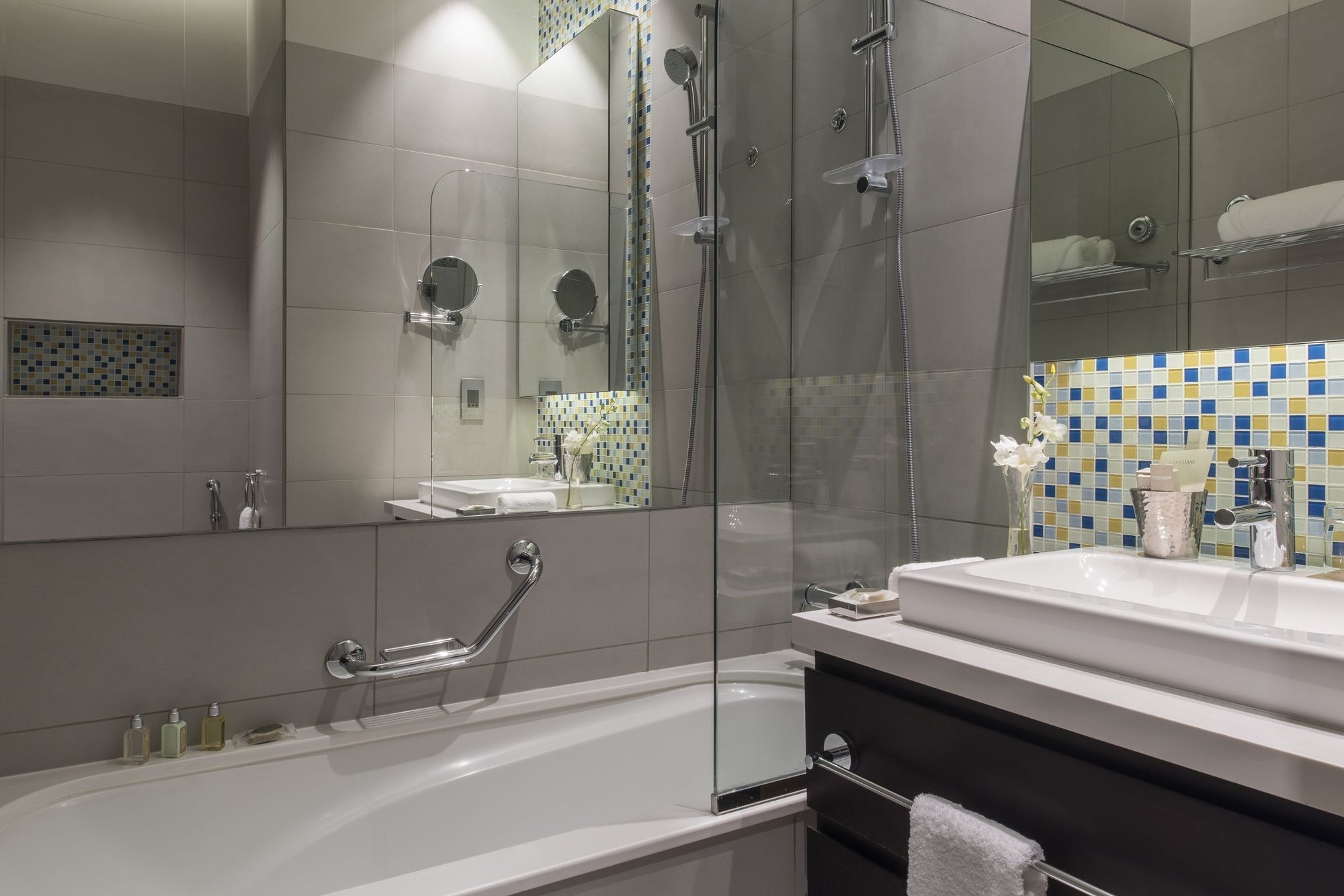 Hotel Fraser 4*